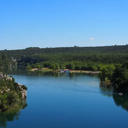 فندق Le Moulin Du Chateau 3*
