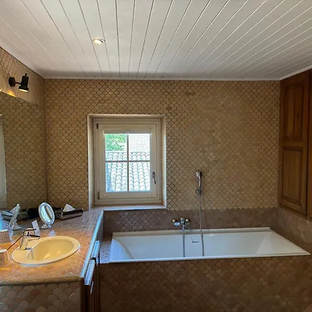Le Moulin Du Chateau ホテル 3*