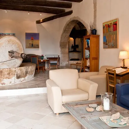 Le Moulin Du Chateau Otel 3*