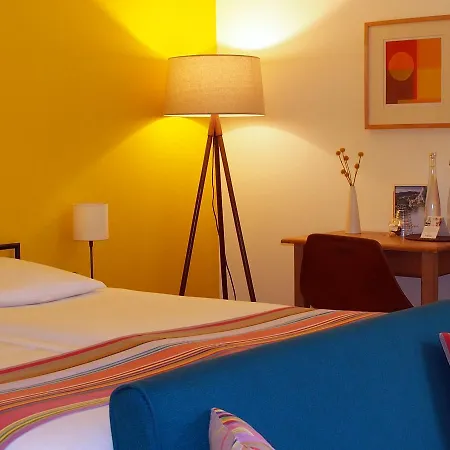 Le Moulin Du Chateau 3* سان لوران دو فيردون