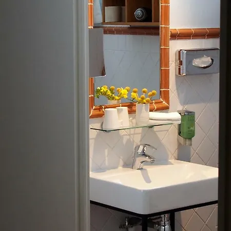 Le Moulin Du Chateau ホテル 3*